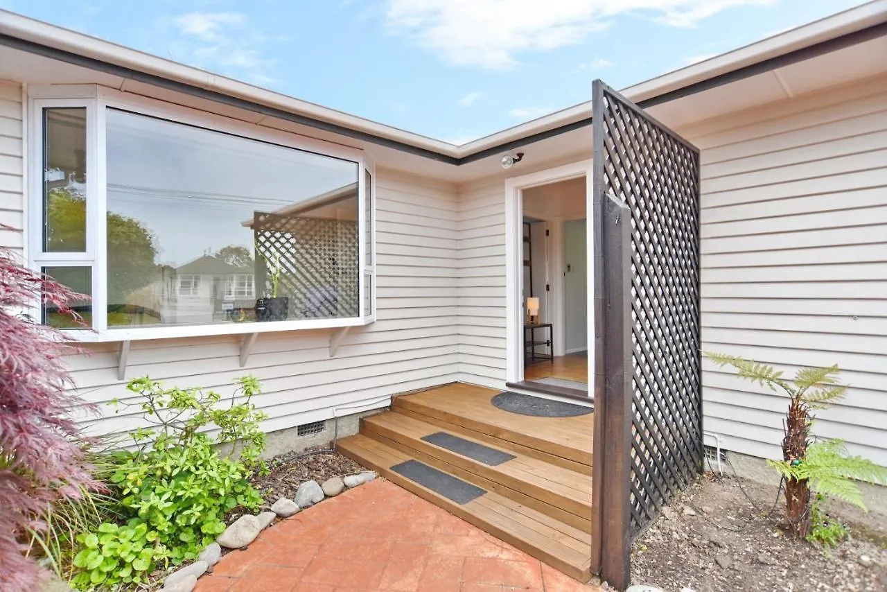 Bevington Studio - Christchurch Holiday Homes